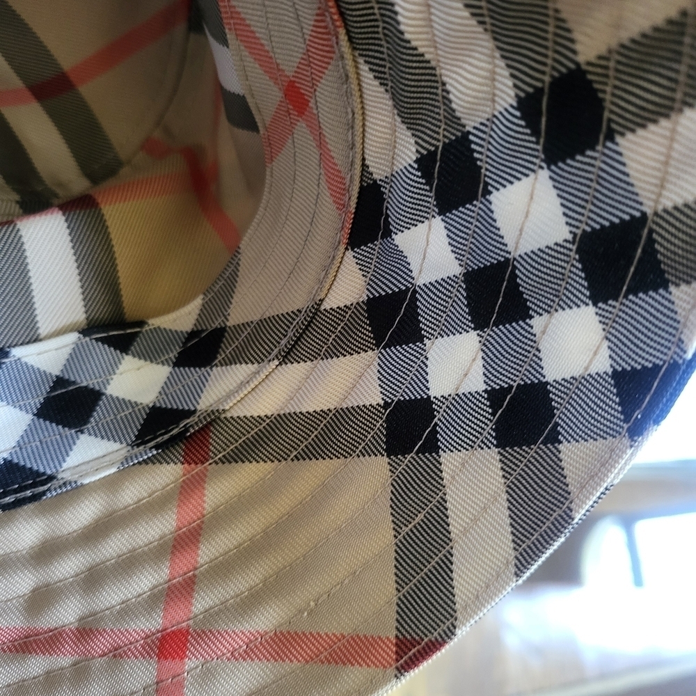 Burberry Check EKD Bucket Hat - Picture 9 of 11